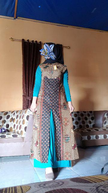 Outer Alika Baju Luar Batik Wanita Muslimah.