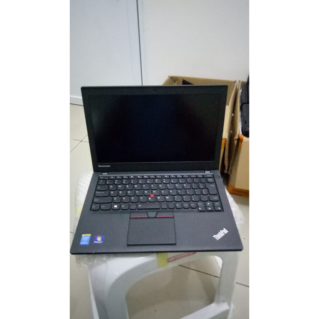 Lenovo Thinkpad X250 - i5 Gen5 - 4GB - 128GB SSD - 12.6 Inch - Bekas