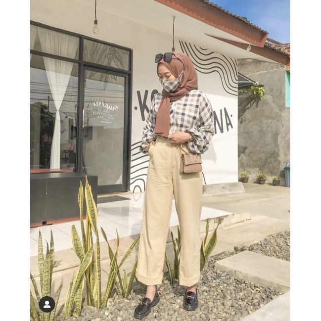 Kulot Linen Highwaist Seoul Kulot Linen Laura Slim Celana Kulot Linen Cullote / SEOUL Kulot Linen Pusatgrosir_solo Seoul Yuka Kulot Linen Highwaist Korean Style Hits Ootd Selebgram Fashion Kulot Terbaru Linen Panjang