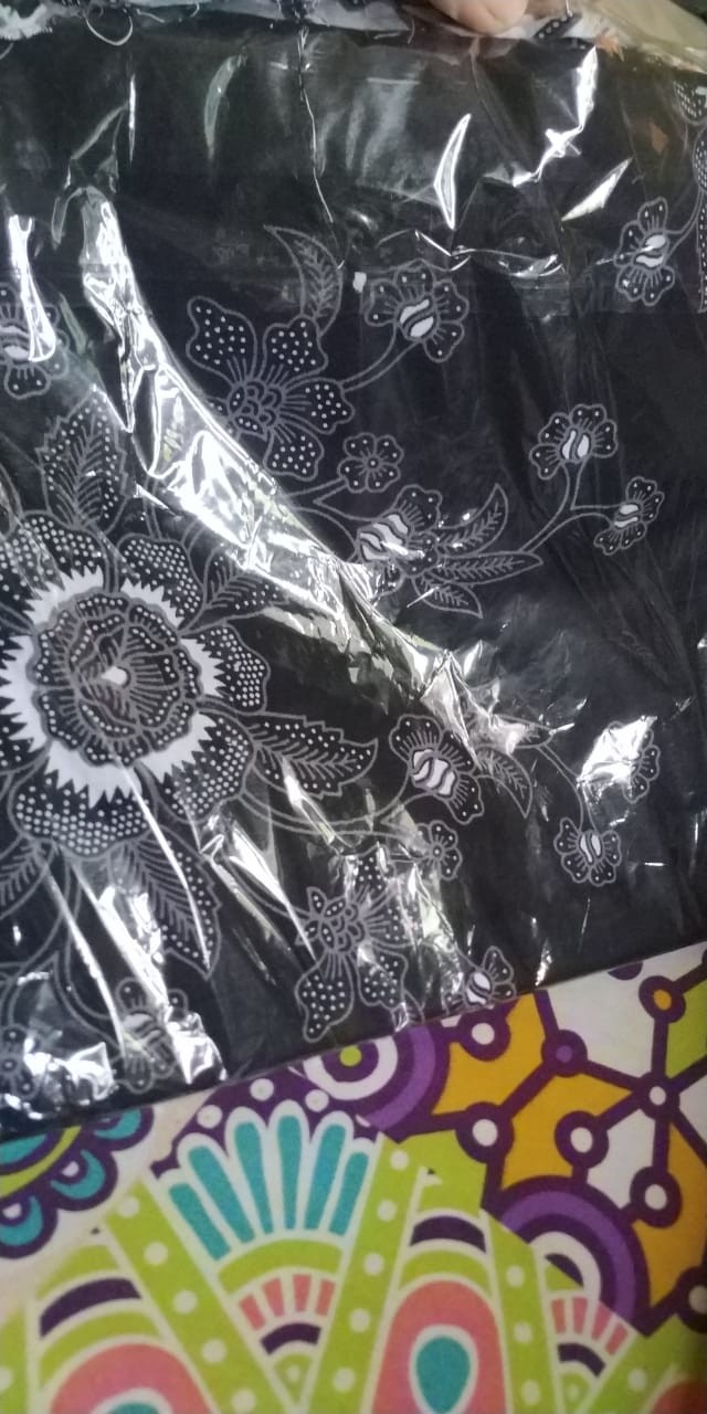 Kain Batik Pekalongan Motif Putih