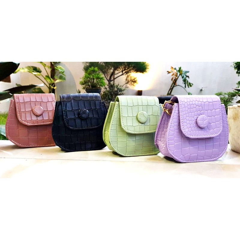 Tas Slempang Keisya kancing tas murah tas lucu tas crocoBahan Croco Premium Glossy