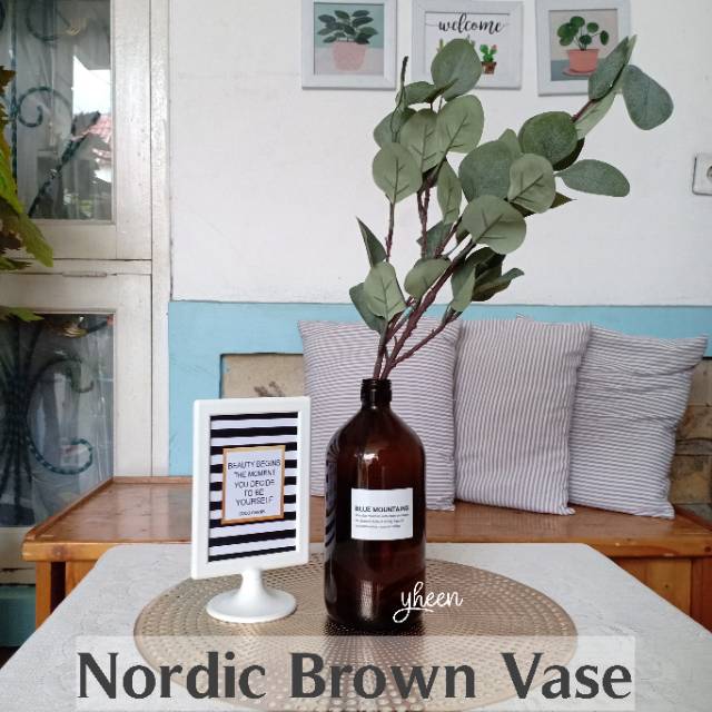 Nordic Brown Vase / Vas Kaca Botol Coklat