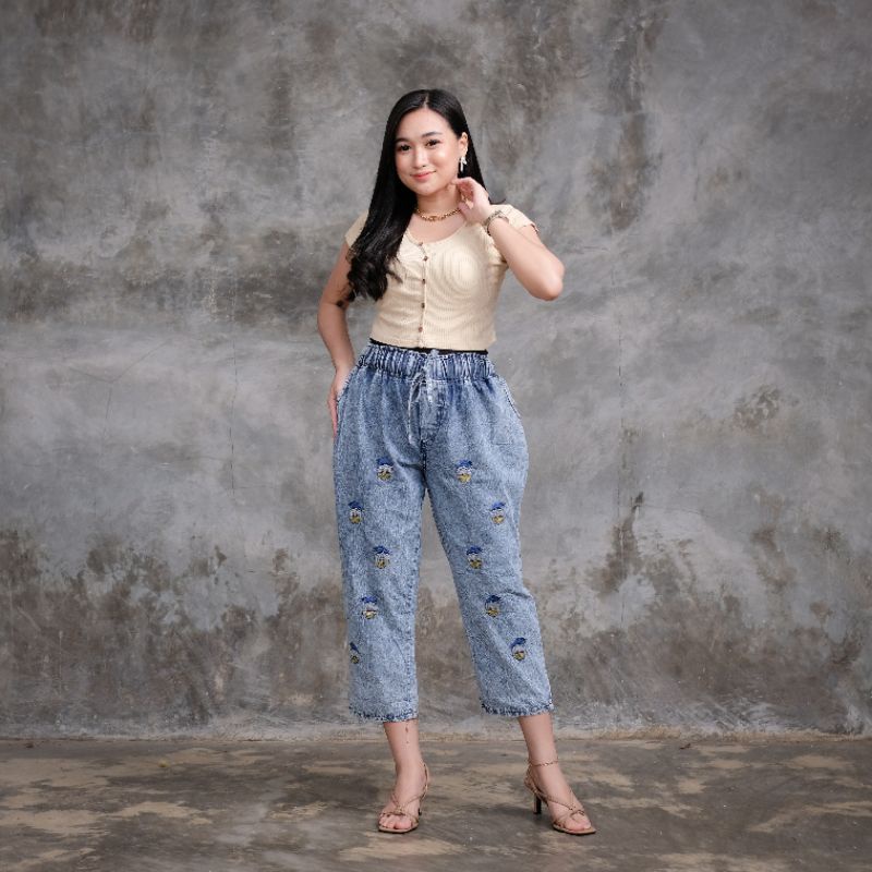 Celana Jumbo Sandwash Bahan Jeans Denim Muat Bb 70-120kg Bawahan Wanita Big Size Trendy-Celana Donald htam