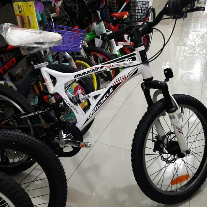Part Sepeda  sepeda  wimcycle maxxis ukuran 20 Shopee  