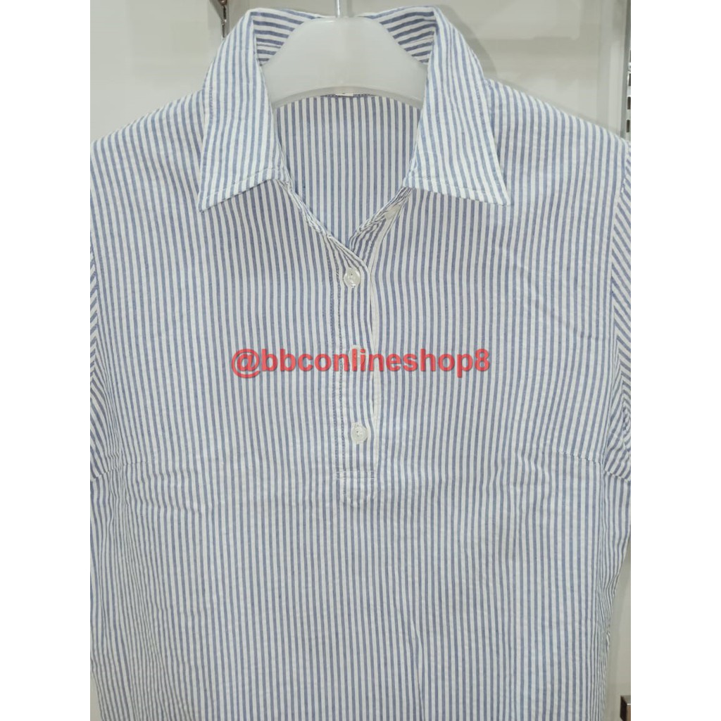 Kemeja tangan pendek garis biru muda
