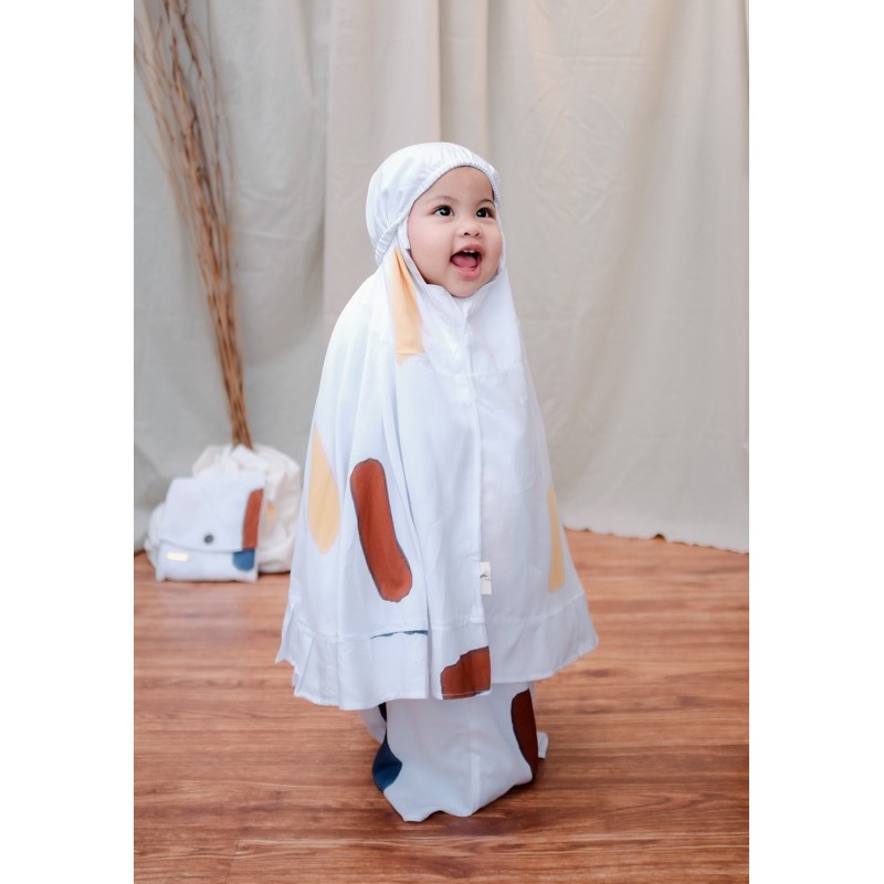 Melisa Prayer Set by Cameelbaby