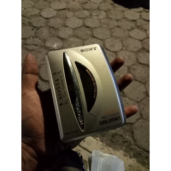 walkman sony fx195
