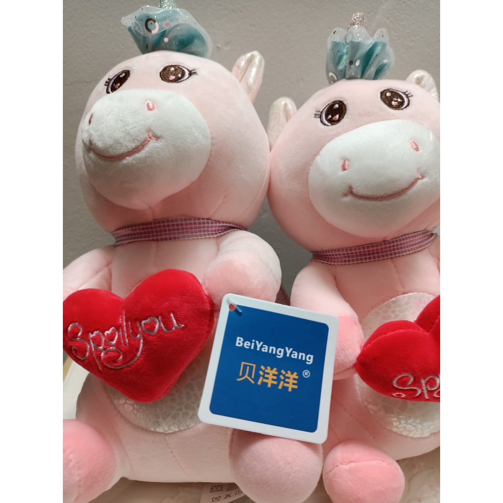 Boneka unicorn cantik pegang love terbang bahan plush