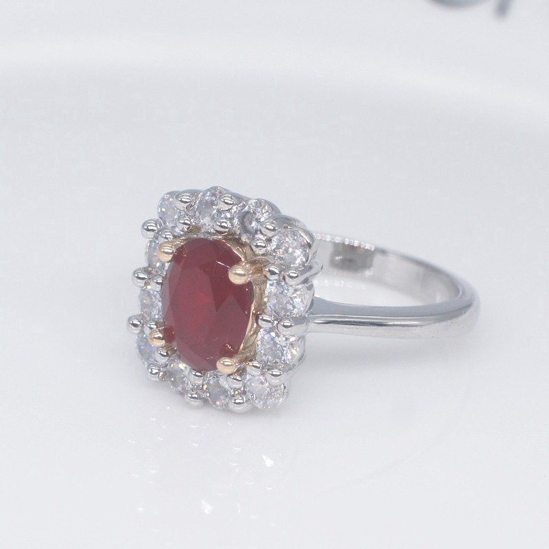 Perhiasan Bertatahkan Ruby Cincin Perak