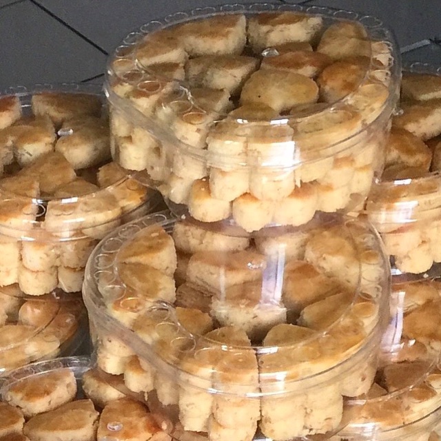 

Kue kering kacang