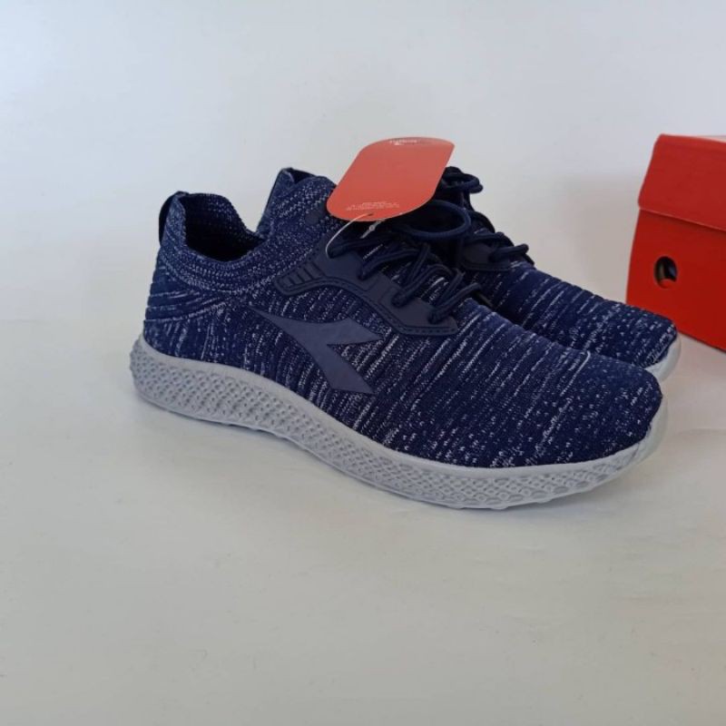 Sale 70% Sepatu Original Pria Diadora Alonzo Navy BNIB Termurah