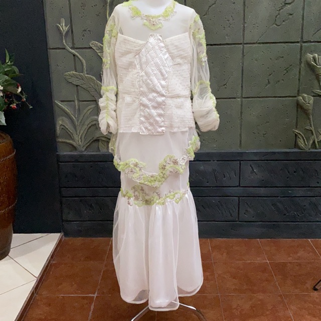Kebaya Anak putih (Preloved)
