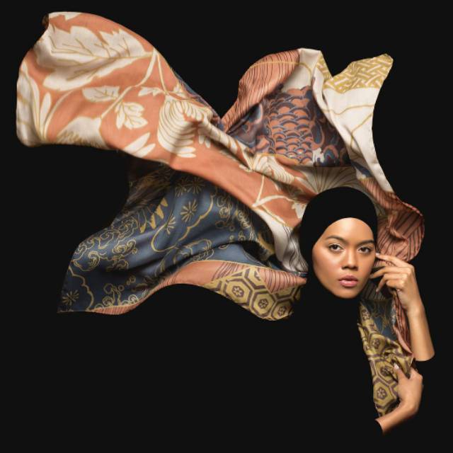 Neoma scarf arapawa dan orient