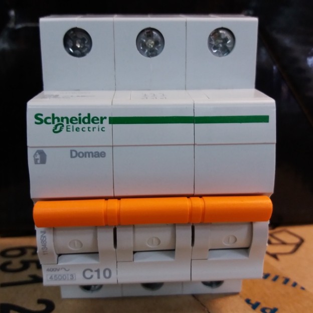 Schneider MCB  Domae 3P 6A , 10A , 16A , 20A , 25A