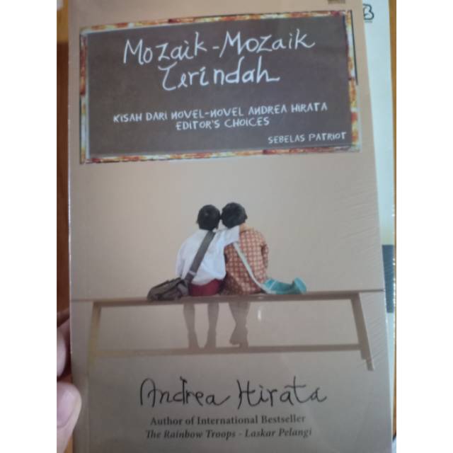 

Mozaik mozaik terindah Andrea hirata