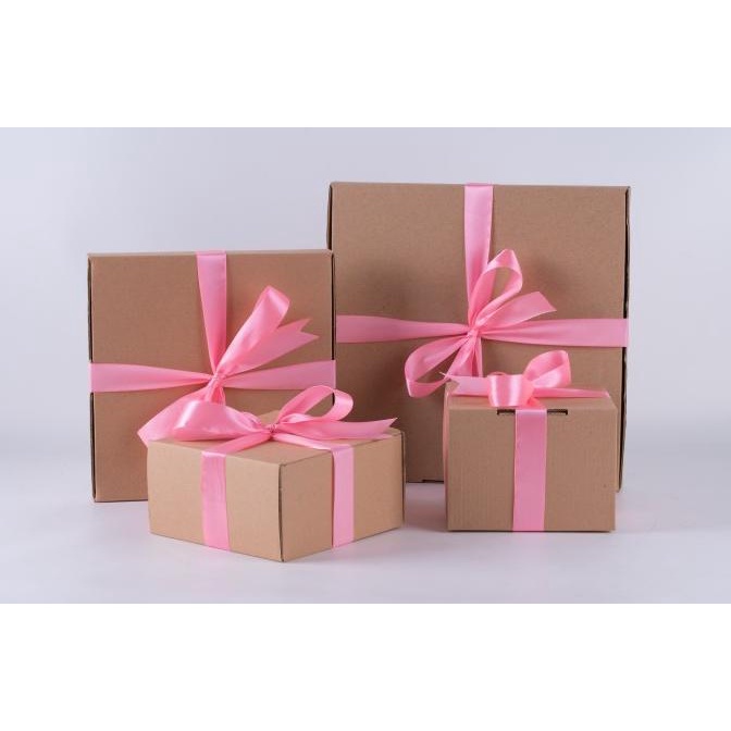 

CHRISTMAS GIFT PARCEL KADO HADIAH NATAL KERAMIK HAMPERS 3 PCS - SERI A FV452CD4