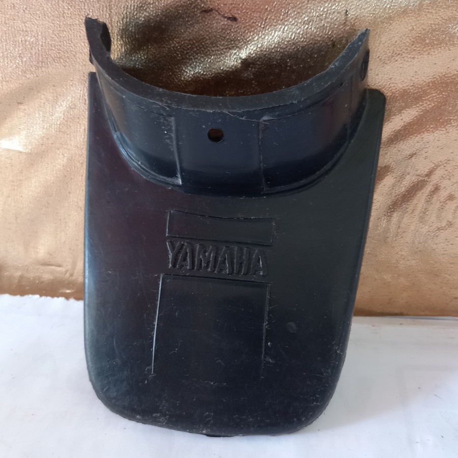 Kapet Buntut Spakbor Yamaha RXS