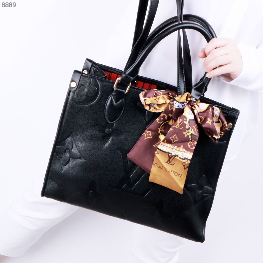 LV LouisVuitton Onthego GM Twilly Tophandle bag 8889
