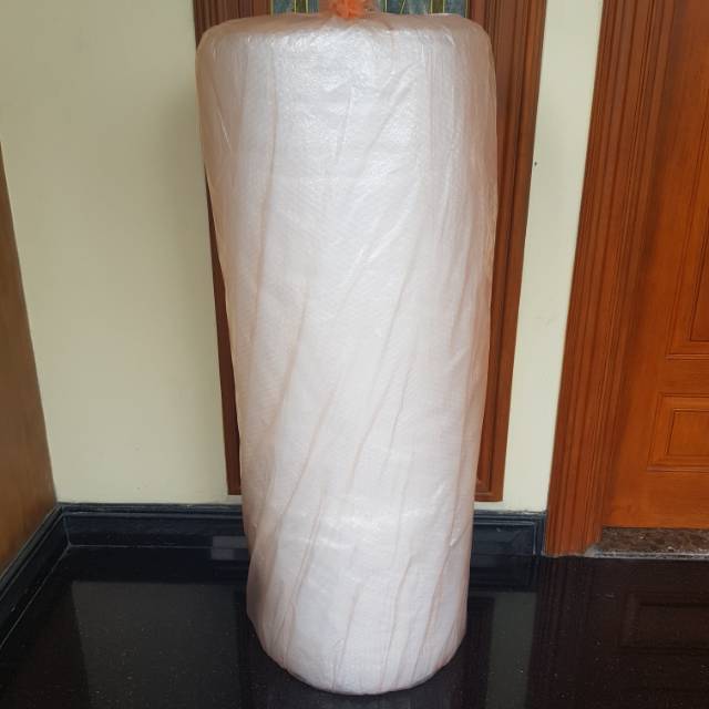 

Bubble Wrap Roll 125cm x 50m gulungan . Via Gojek only