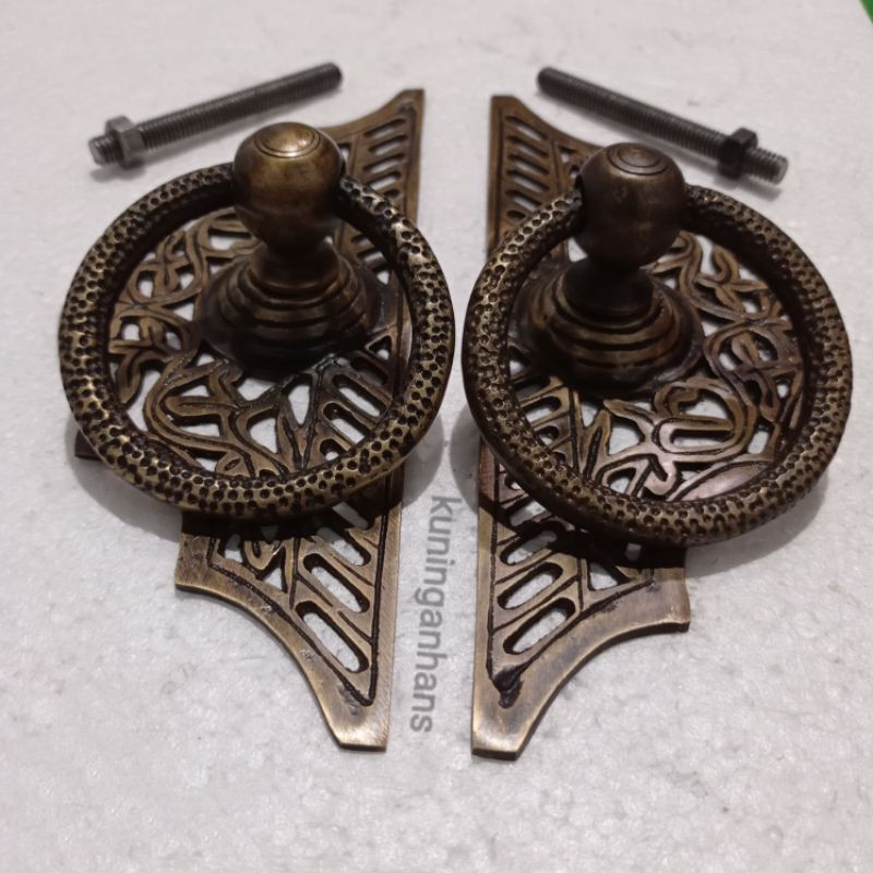 tarikan pintu rumah model gunungan kupu tarung kuningan antik