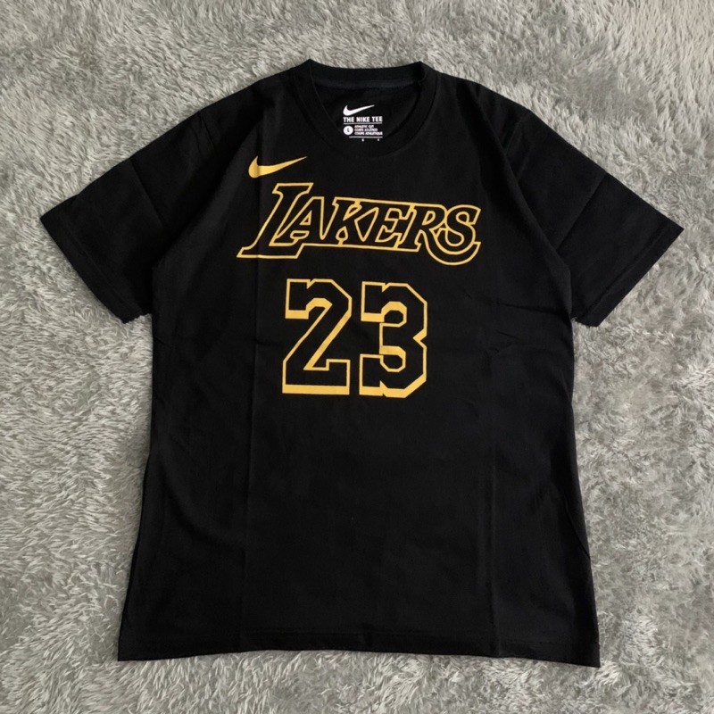 Kaos Tshirt Nike Lakers 23 Outline Fulltag