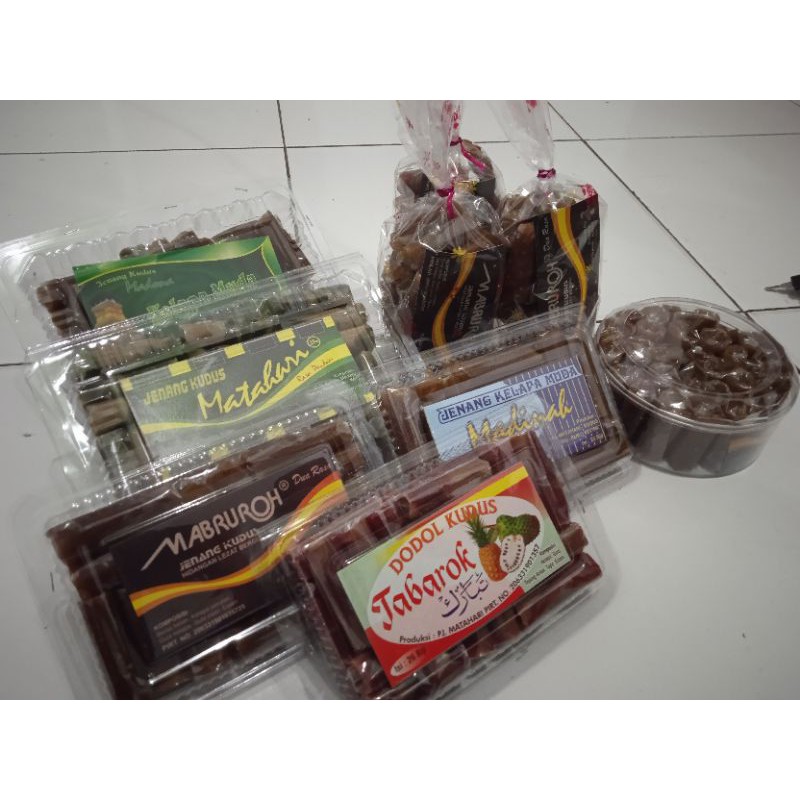 

Dodol khas kudus