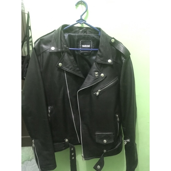 jaket kulit maternal disaster