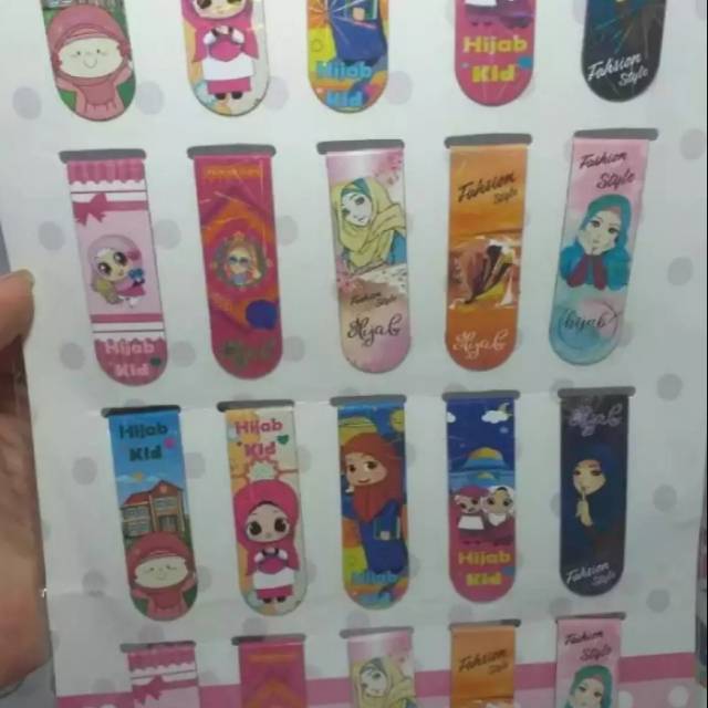 

1PCK PEMBATAS BUKU BERHIJAB BAHAN MAGNET ISI 10 PCS
