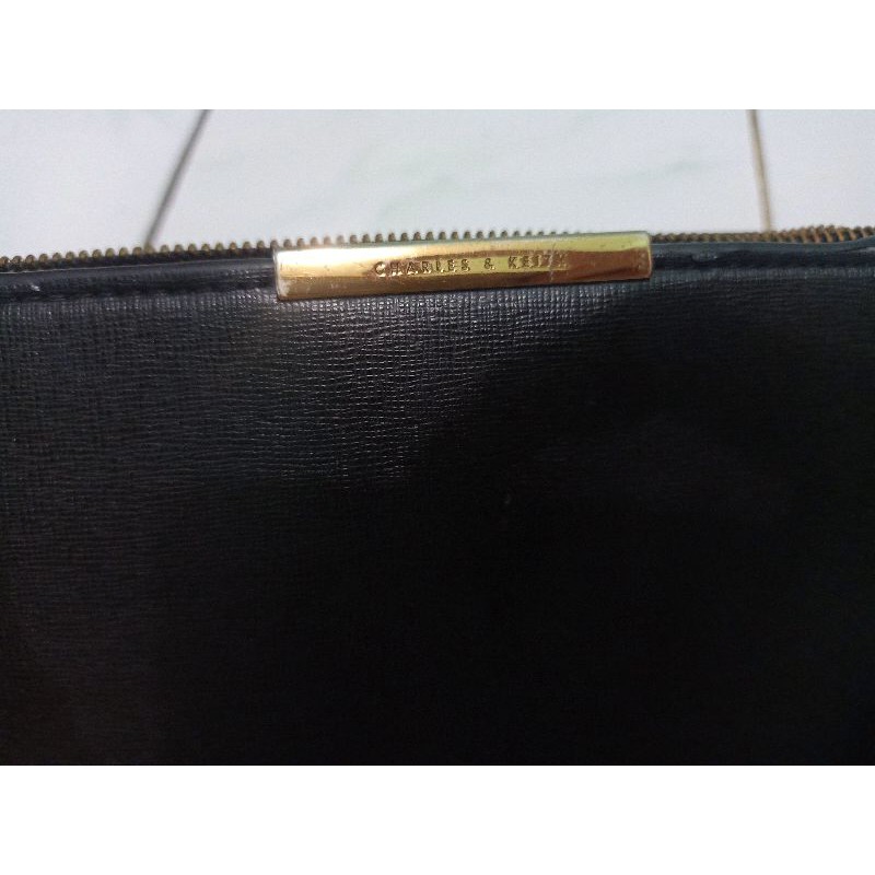 Preloved charles and keith Tas 100% ori