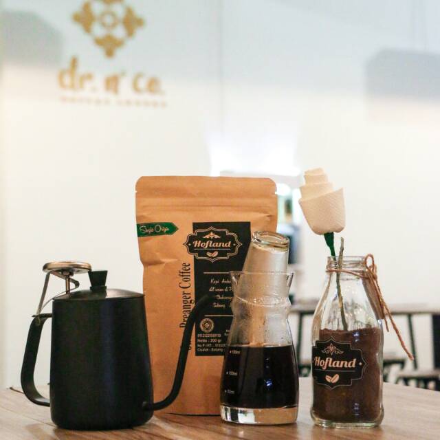 

Kopi Subang by Hofland (Honey)