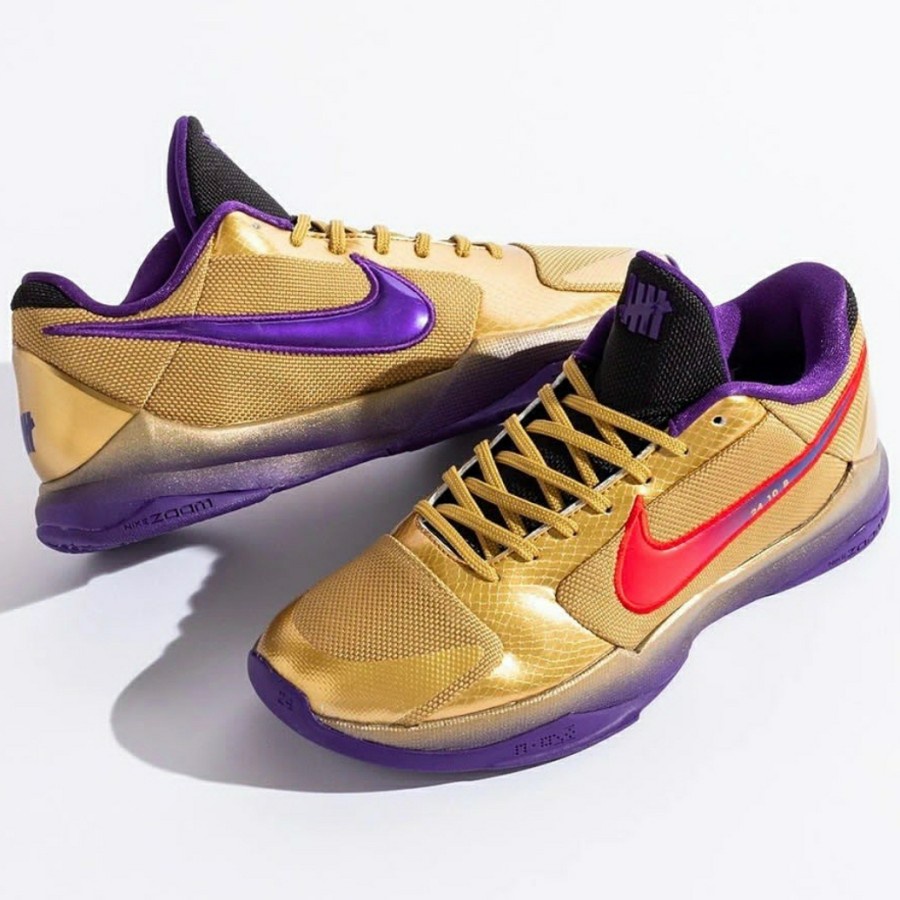 Sepatu Nike Kobe 5 Protro x Undefeated HALL OF FAME