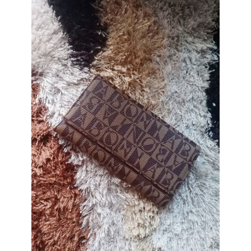 Dompet Bonia Original monogram lipat 2