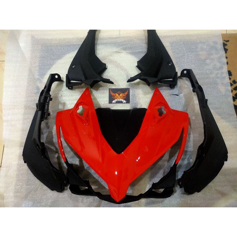 cover tameng batok lampu depan new CBR 150 r k45n ori ahm