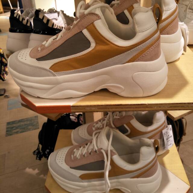 pull and bear shoes womens