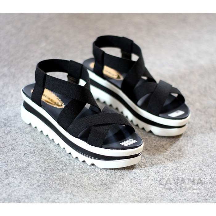 Sandal Wanita Wedges Karet  CAVANA SDW248