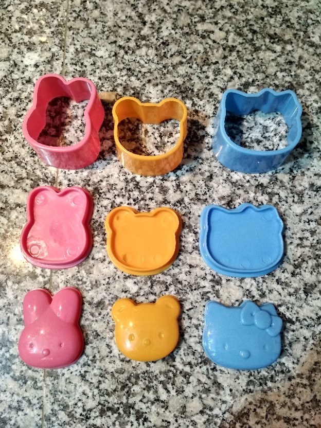 Tgb Cetakan Nasi / Rice Mold / Bento 3 In 1 Karakter (1 Set Isi 3 )