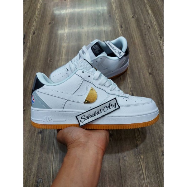 Sepatu Air Force 1 Low NBA White Pure Platinum