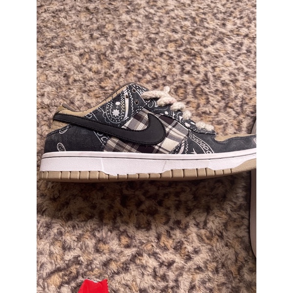 travis scott SB Dunk low  preloved