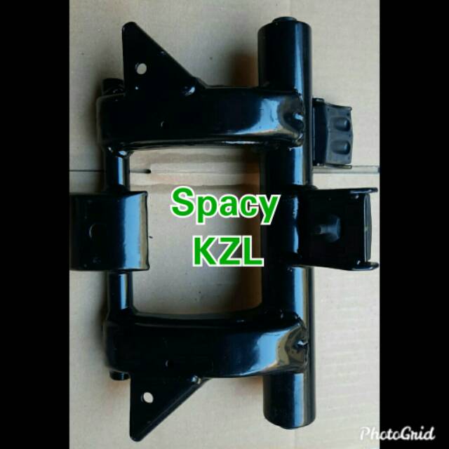 LINK ASSY ENGINE HANGER/pengangan/penghantar/sambungan/swing arm mesin spacy