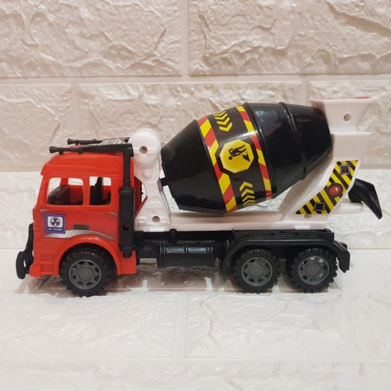 Mainan Mobil Kontruksi Truk Molen Semen - Mainan Mobil Truk Semen