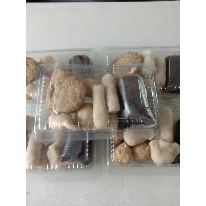 

PEMPEK PALEMBANG (Ikan Tenggiri Asli),DAN SAUS CUKO -(HALAL)