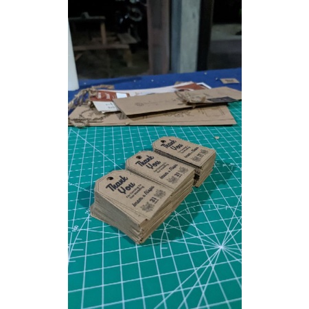 

Kartu Hang Tag Souvenir Pernikahan UlangTahun 1000 Hari label pernikahan vintage murah Custom Ukuran