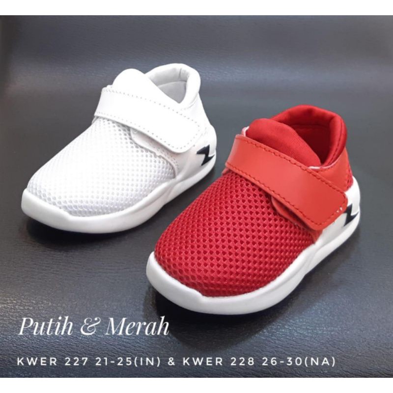 11.11   SEPATU KETS ANAK COWO IMPORT BAHAN SUPER DUPER RINGAN SIZE 21-25