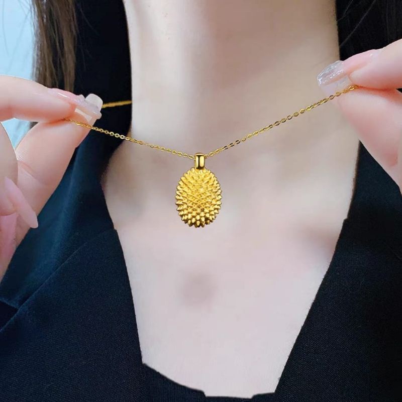 kalung liontin terbaru titanium anti karat Perhiasan wanita dewasa anti karat