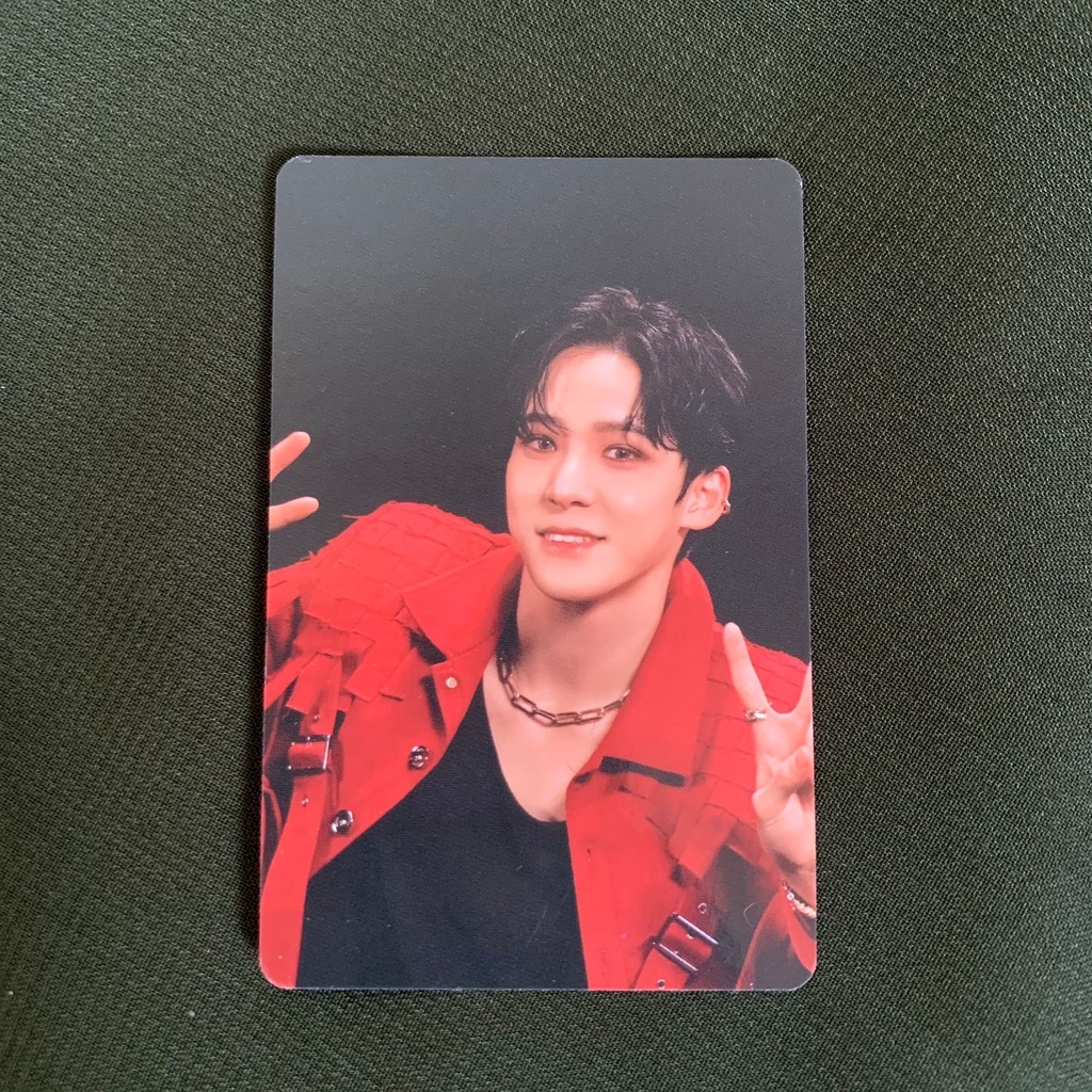 Photocard Yunho ATEEZ OFFICIAL Fever Subk Shop Merch PC