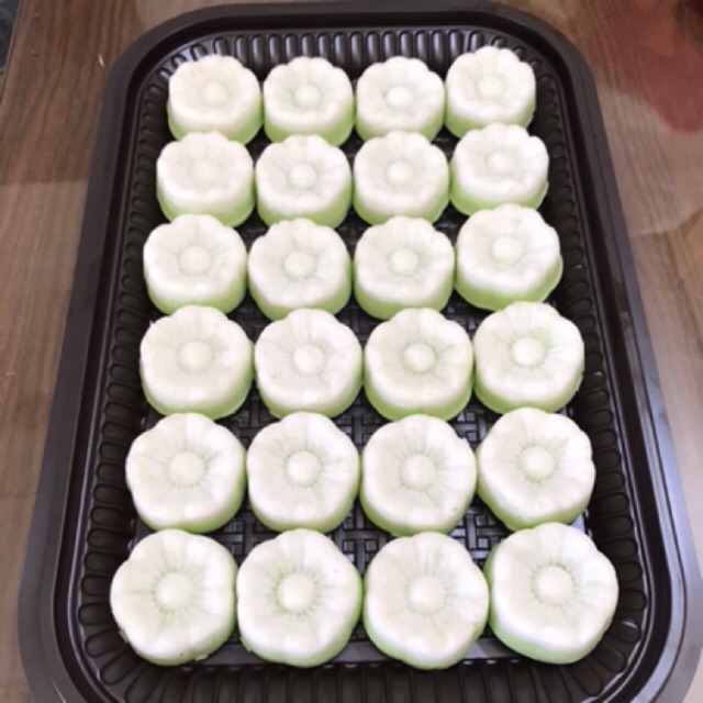 

PUTU AYU (24pcs)