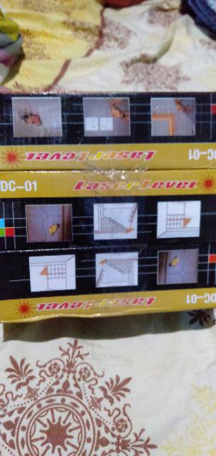 Laser Line Lantai Keramik Alat Ukur Siku Sudut Square Waterpass