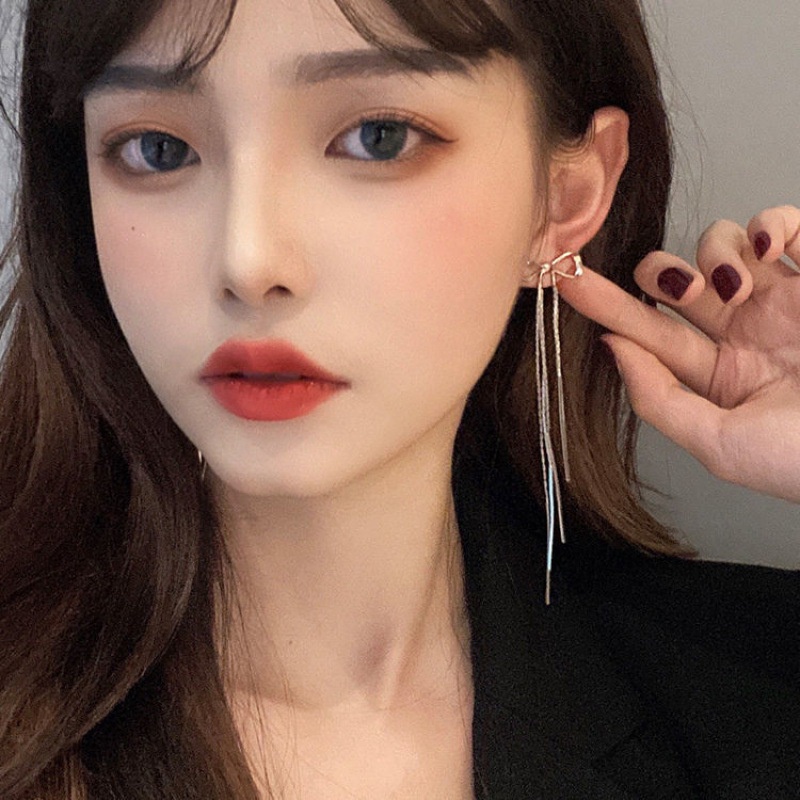 Anting Gantung Panjang Model Pita Dengan Rumbai Untuk Wanita