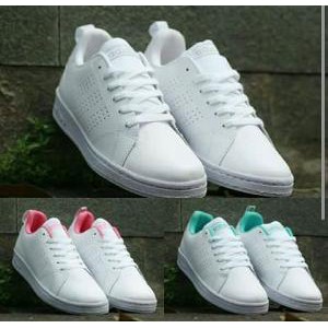 Dijual SEPATU ADIDAS NEO ADVANTAGE WANITA ADIDAS NEO ADVANTAGE SEPATU SANTAI WANITA SNEAKER Diskon