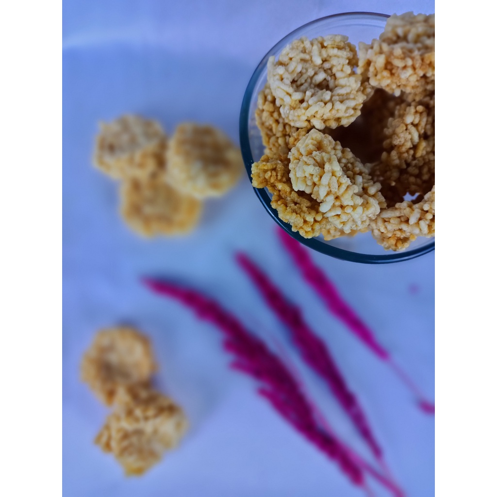 

KERUPUK RENGGINANG atau RENGIINANG SUPER GURIH